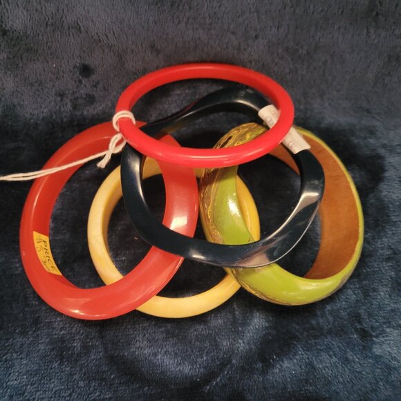 5 Bangles - Picture 2 of 2